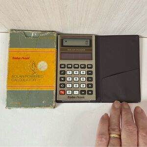 Vintage Radio Shack EC-402 Solar-Powered Calculator with Case/Box Tested Works